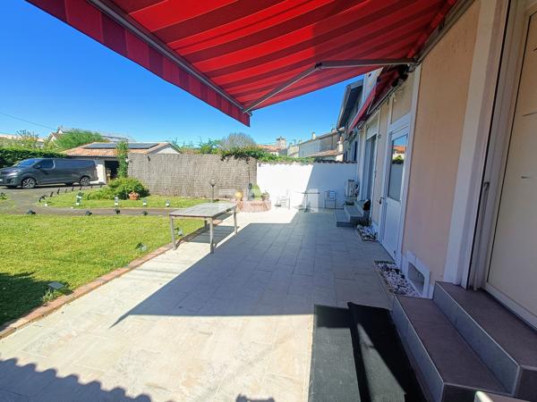 Saint-Astier (24110) Maison Familiale 9 Pièces 231m2 - HYPERCENTRE - Saint Astier