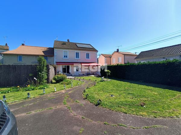 Saint-Astier (24110) Maison Familiale 9 Pièces 231m2 - HYPERCENTRE - Saint Astier