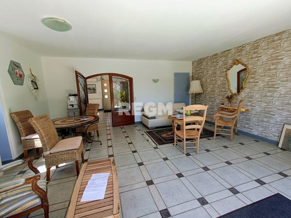 Saint-Astier (24110) Maison Familiale 9 Pièces 231m2 - HYPERCENTRE - Saint Astier