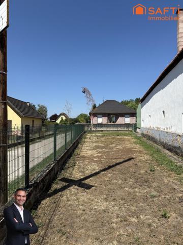 Hangar de stockage de 287m² au sol, le tout sur 8,90 ares !