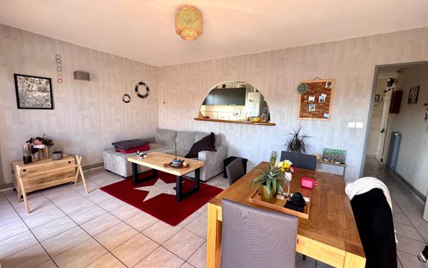 Appartement à vendre    3 pièces • 63,44 m2 Saint-Jean