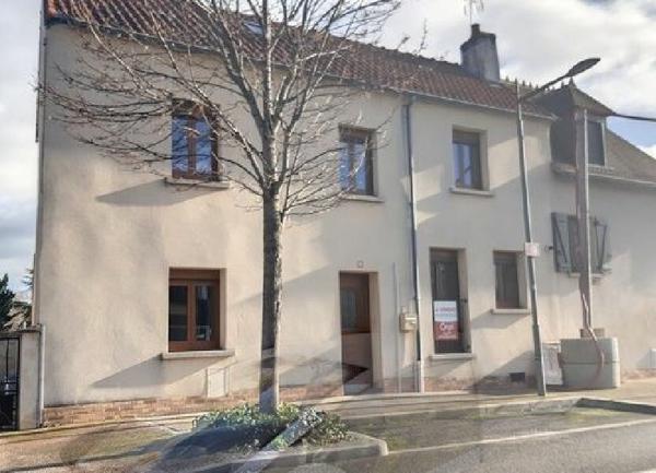 Maison à vendre    4 pièces •  Montluçon