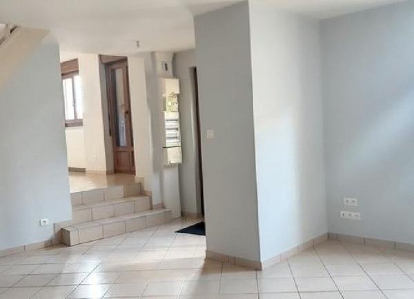 Maison à vendre    4 pièces •  Montluçon