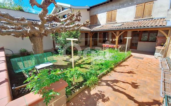 Maison à vendre    6 pièces • 194 m2 Blagnac