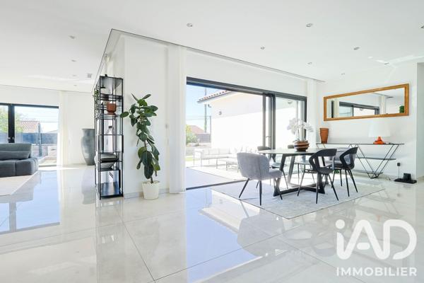 Maison à vendre 7 pièces 200 m² Labarthe-sur-Lèze