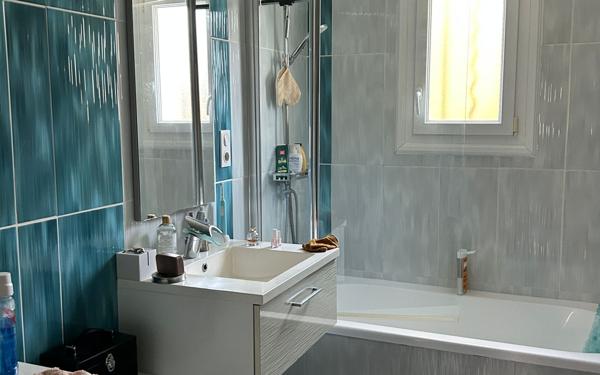 Maison à vendre    6 pièces •  Vaison-la-Romaine