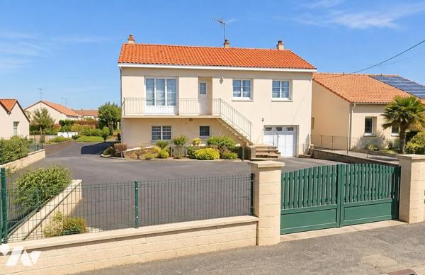Maison familiale Drain - 4 chambres - 150 m² avec beau terrain de 1 710 m²