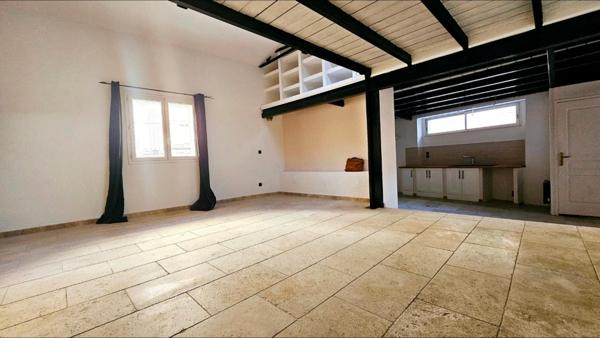 Charmante maison de village de 87 m² avec un ensemble de 3 caves totalisant 52 m²