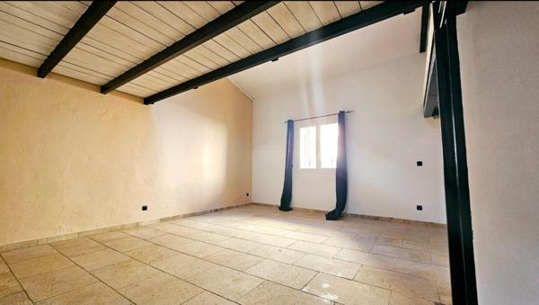 Charmante maison de village de 87 m² avec un ensemble de 3 caves totalisant 52 m²