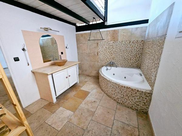 Charmante maison de village de 87 m² avec un ensemble de 3 caves totalisant 52 m²