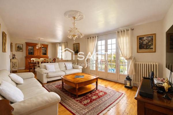 à Compiègne, Maison indépendante d'environ 150 m²