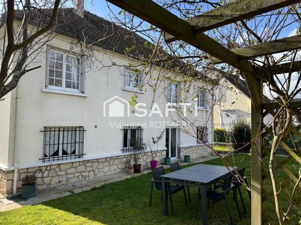 à Compiègne, Maison indépendante d'environ 150 m²