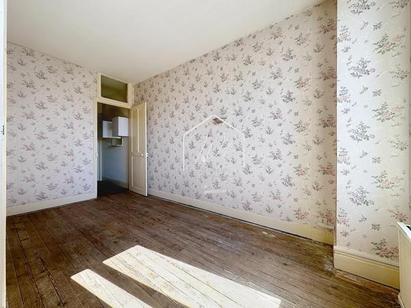 maison à rénover de 90 m2 avec 3 chambres