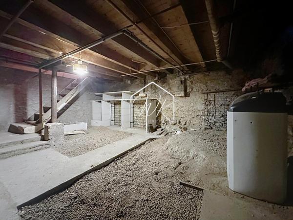 maison à rénover de 90 m2 avec 3 chambres