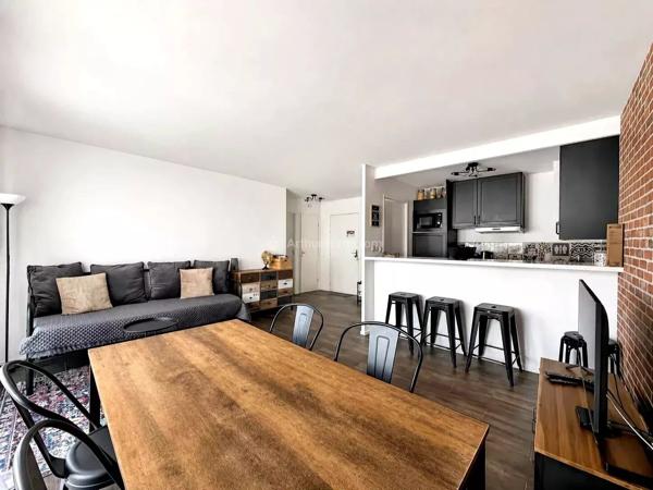 Vente                                                      Appartement
                        
                     3 pièces                      57 m2                     à Chessy