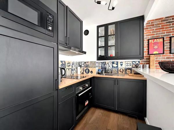 Vente                                                      Appartement
                        
                     3 pièces                      57 m2                     à Chessy
