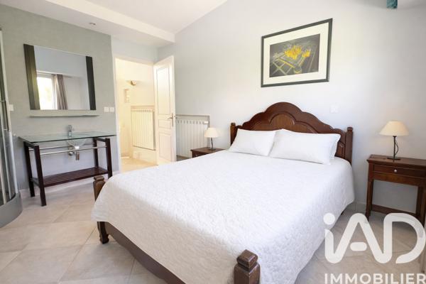 Maison à vendre 8 pièces 250 m² Saint-Raphaël