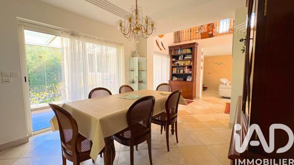 Maison à vendre 8 pièces 250 m² Saint-Raphaël