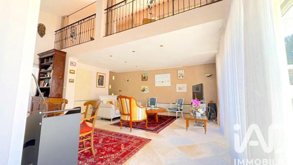 Maison à vendre 8 pièces 250 m² Saint-Raphaël