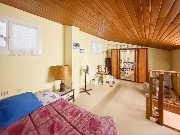 Maison Istres 6 pièce(s) 112.38 m2