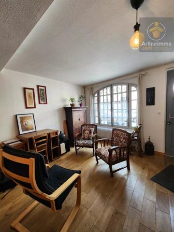 Vente                                                      Maison
                        
                     3 pièces                      83 m2                     à Beaugency