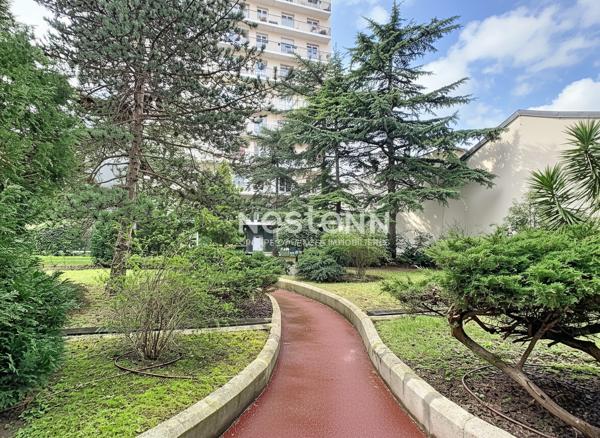 À vendre : Appartement 1 pièce à Paris 15 Lourmel - au calme - Idéal investisseur