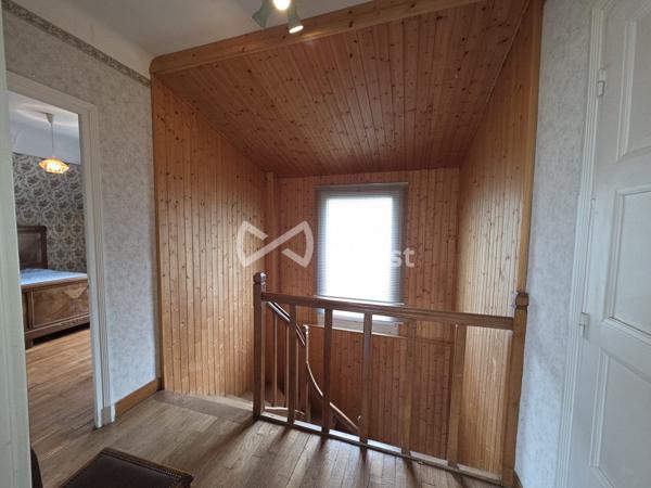 Maison individuelle 92m² 2Ch avec jardin et garage, proche Commerces, Gare TER. idéal Locatif