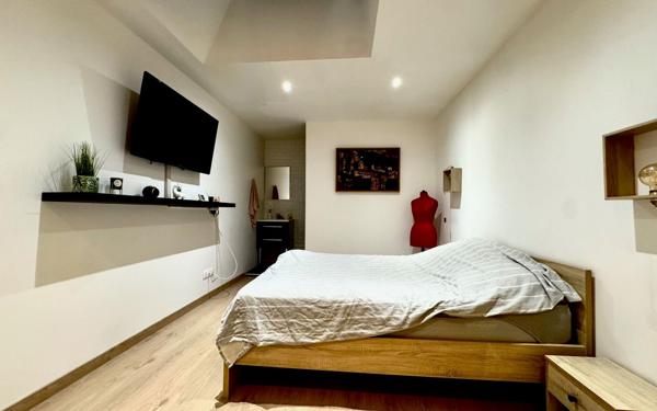 Maison à vendre    5 pièces • 135 m2 Saint-Quentin