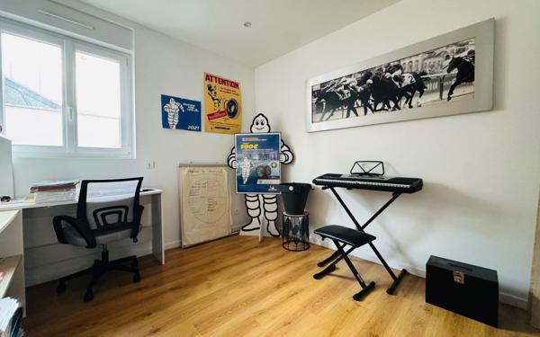 Maison à vendre    5 pièces • 135 m2 Saint-Quentin