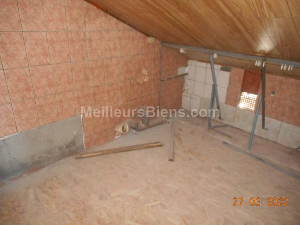 SAINT ANDRE (Petit Bazar). Maison F5/6 de 140 m2 habitables sur terrain de 350 m2 A RENOVER