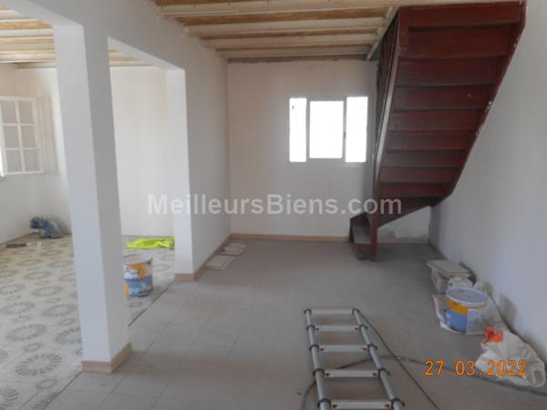 SAINT ANDRE (Petit Bazar). Maison F5/6 de 140 m2 habitables sur terrain de 350 m2 A RENOVER