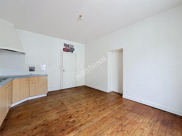 IMMEUBLE DE RAPPORT À VENDRE ? LE LION-D'ANGERS ? 2 APPARTEMENTS T3 + LOCAL COMMERCIAL ? BONNE RENTABILITÉ