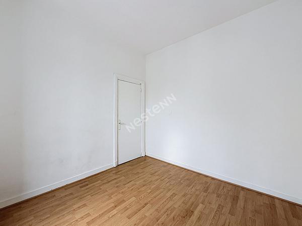 IMMEUBLE DE RAPPORT À VENDRE ? LE LION-D'ANGERS ? 2 APPARTEMENTS T3 + LOCAL COMMERCIAL ? BONNE RENTABILITÉ