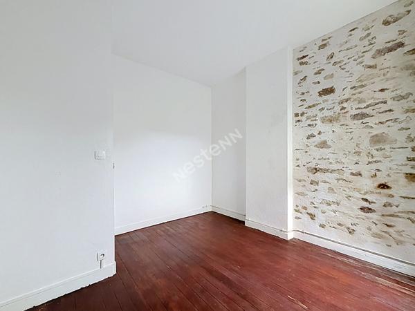 IMMEUBLE DE RAPPORT À VENDRE ? LE LION-D'ANGERS ? 2 APPARTEMENTS T3 + LOCAL COMMERCIAL ? BONNE RENTABILITÉ