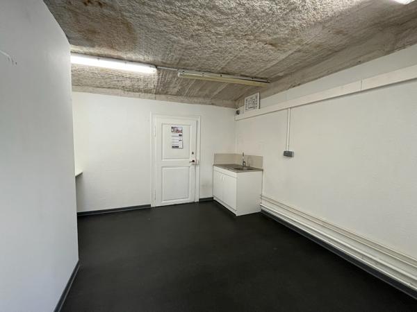 Cession de bail - 3 pièces - 82 m²