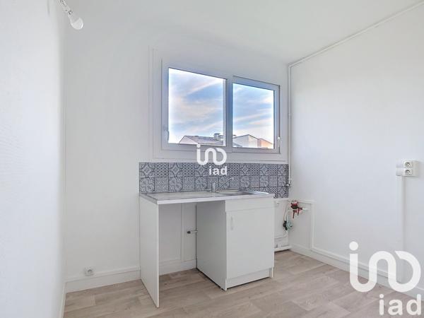 Appartement 3 pièces de 57 m² à Mantes-la-Jolie (78200)