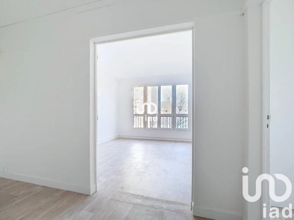 Appartement 3 pièces de 57 m² à Mantes-la-Jolie (78200)