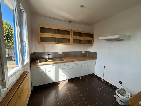 Maison T5 BRIENNE LE CHATEAU Ref 640A