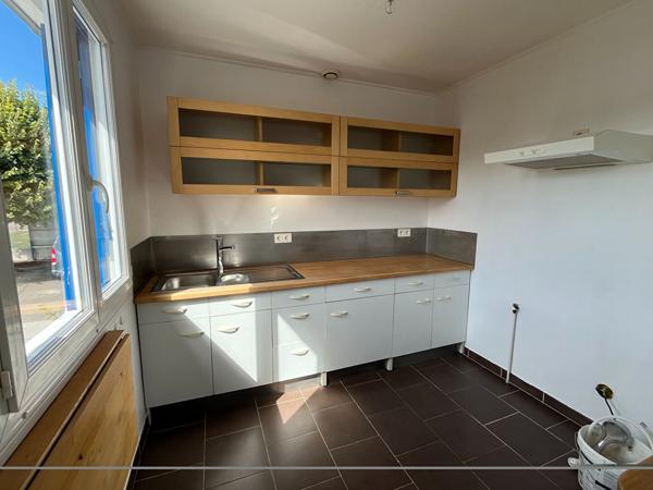 Maison T5 BRIENNE LE CHATEAU Ref 640A