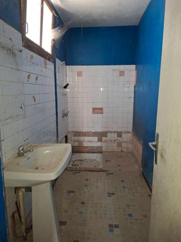 Maison en pierre à Saint Estephe 4 pièce(s) 80 m2 A RENOVER