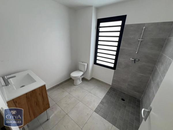 Appartement à louer 3 pièces Saint-Pierre (97410)