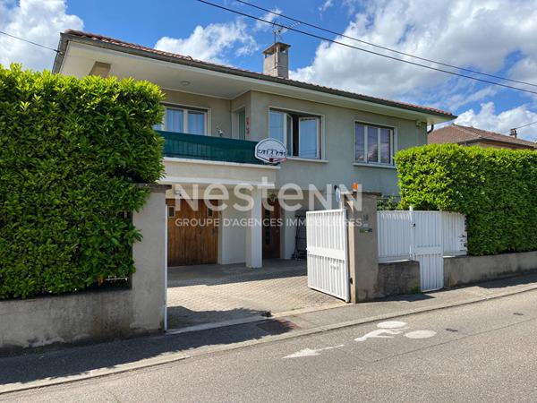 Maison Tassin La Demi Lune 6 pièce(s) 147 m2