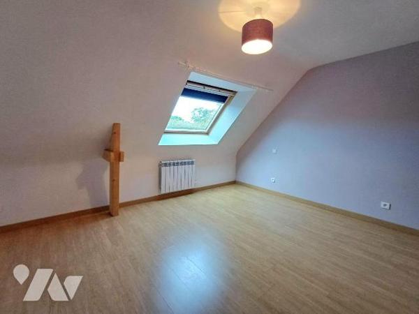 Maison familiale dans un hameau de GUIDEL.

Située dans un charmant petit hameau de GUIDEL, c...