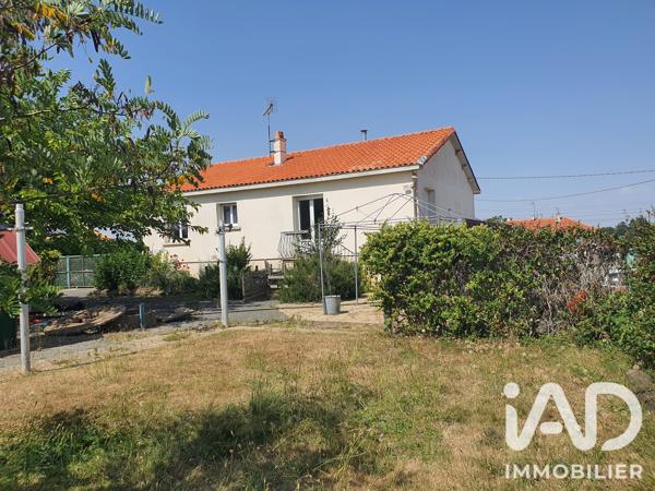 Maison à vendre 5 pièces 93 m² Essarts-en-Bocage