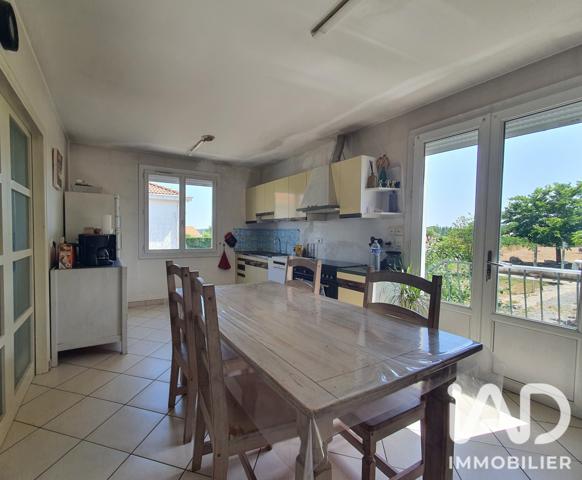 Maison à vendre 5 pièces 93 m² Essarts-en-Bocage