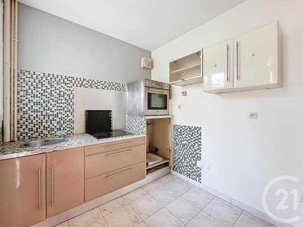 Appartement F3 à vendre  3 pièces - 60,11 m2 MONTEREAU FAULT YONNE - 77