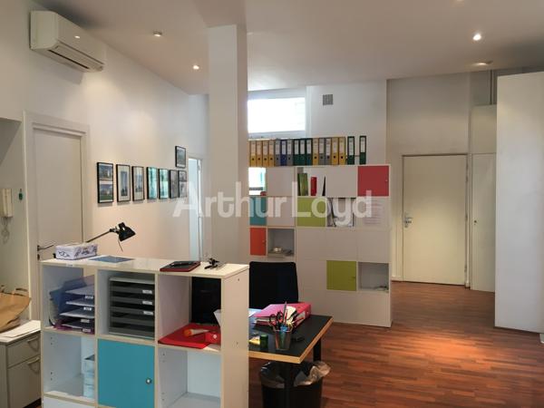 Bureaux à louer à Roubaix centre visibilité directe Grand Place