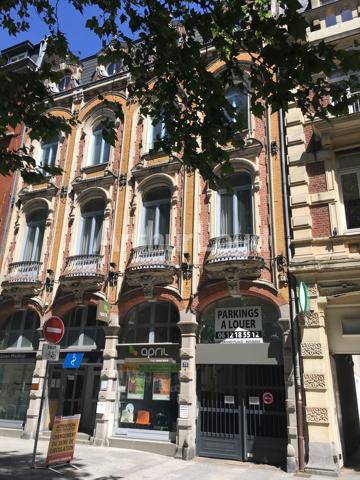 Bureaux à louer à Roubaix centre visibilité directe Grand Place