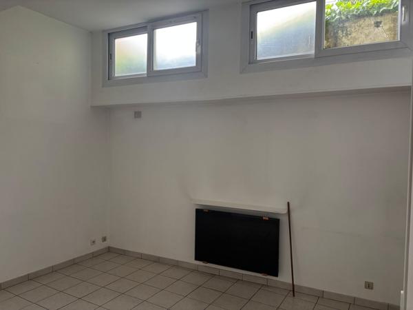 BUREAUX À LOUER - SENLIS