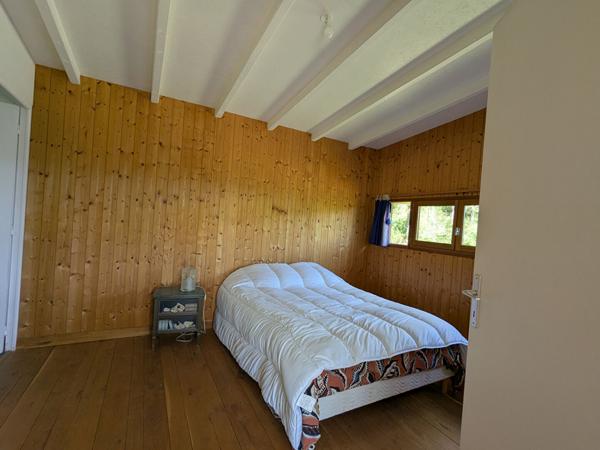 Maison en bois bioclimatique sur grand terrain Camburat